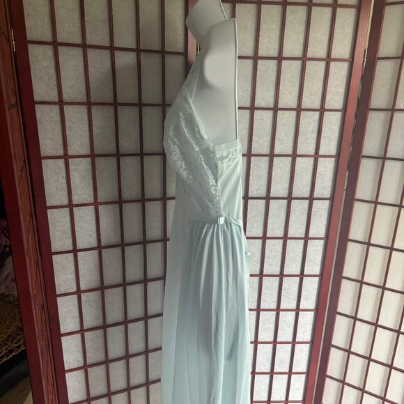Kayser Luxite 1940-50’s Light Blue Nightgown with Lace Accents Size 34 - Picture 4 of 9